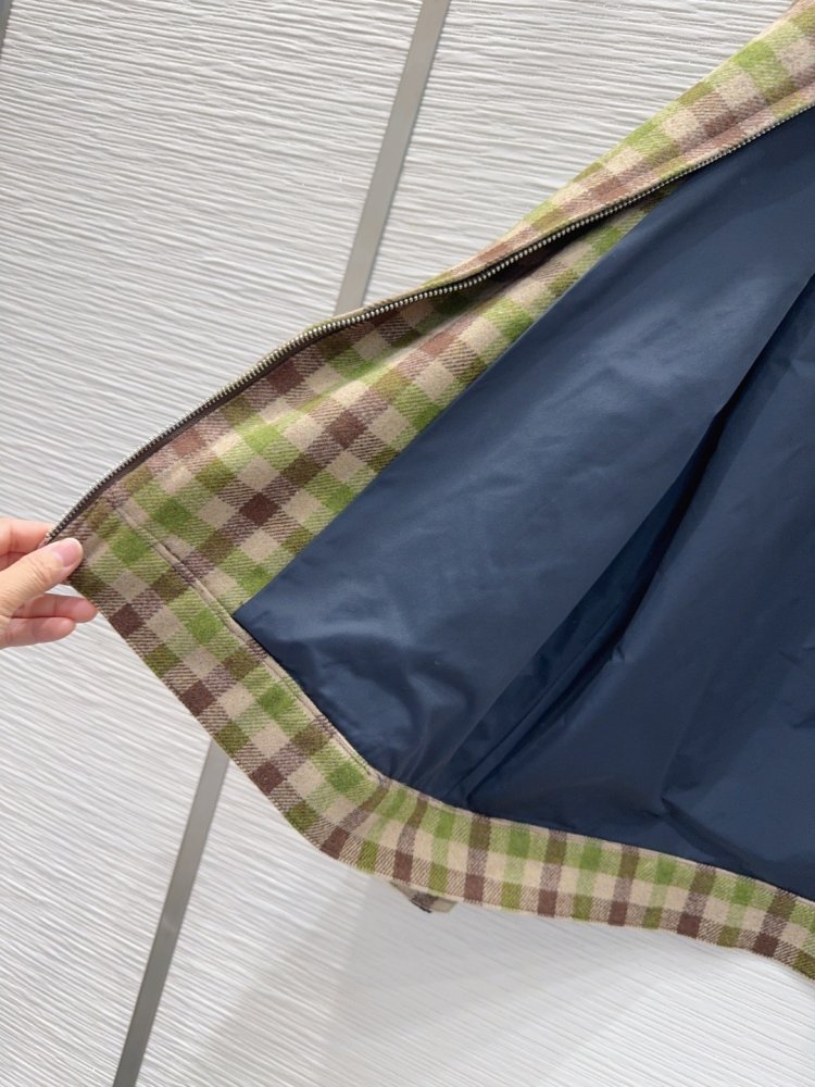 Куртка женская фото 8