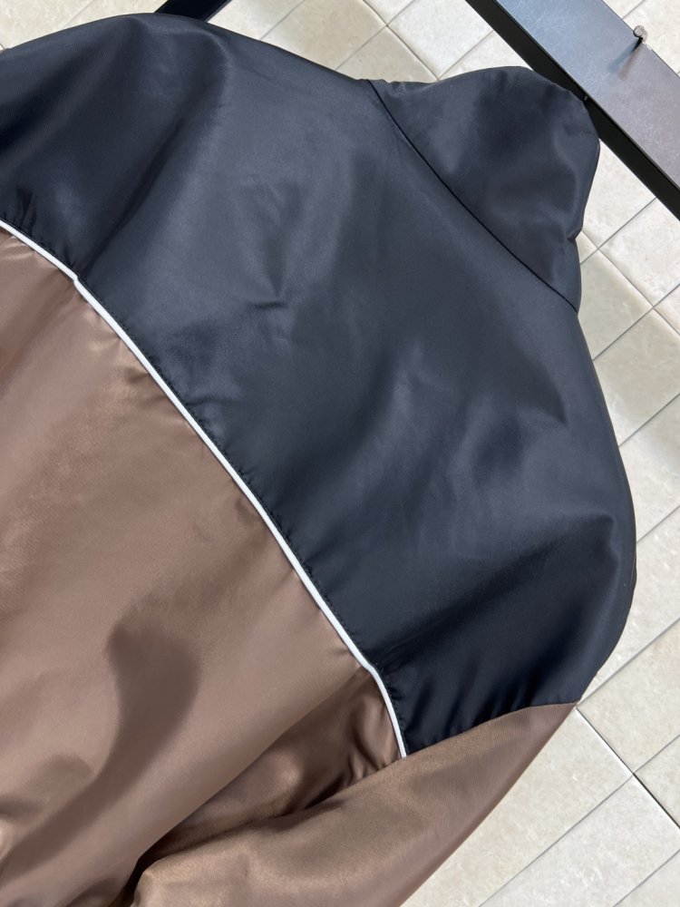 Куртка женская фото 8