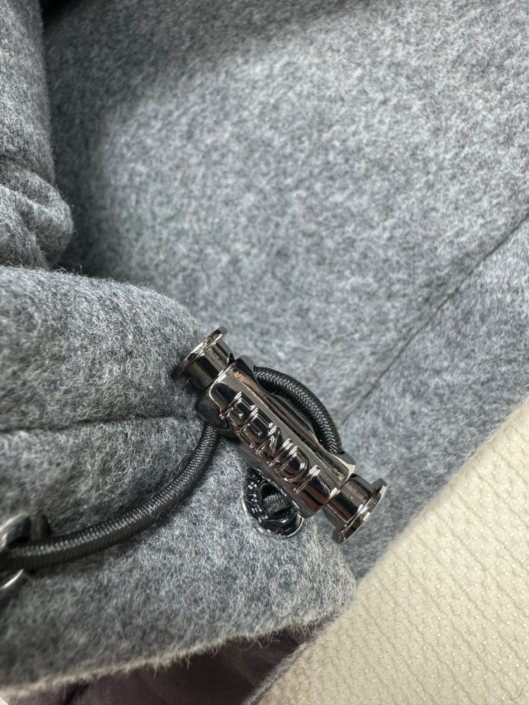 Куртка жіноча фото 8