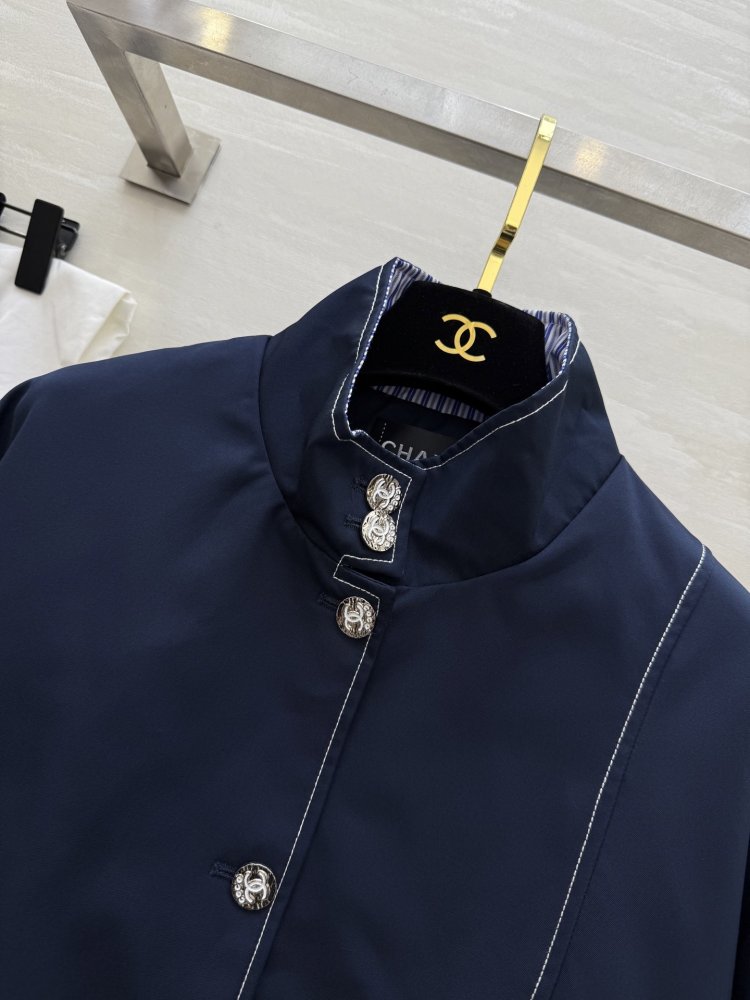 Куртка женская фото 8