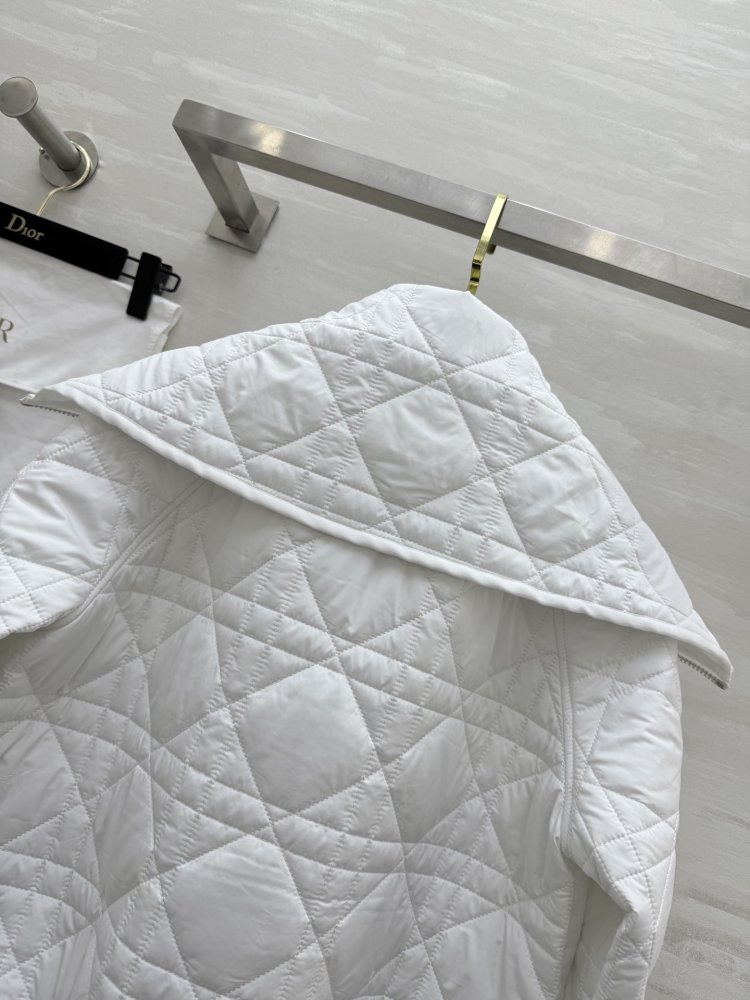 Куртка жіноча фото 8