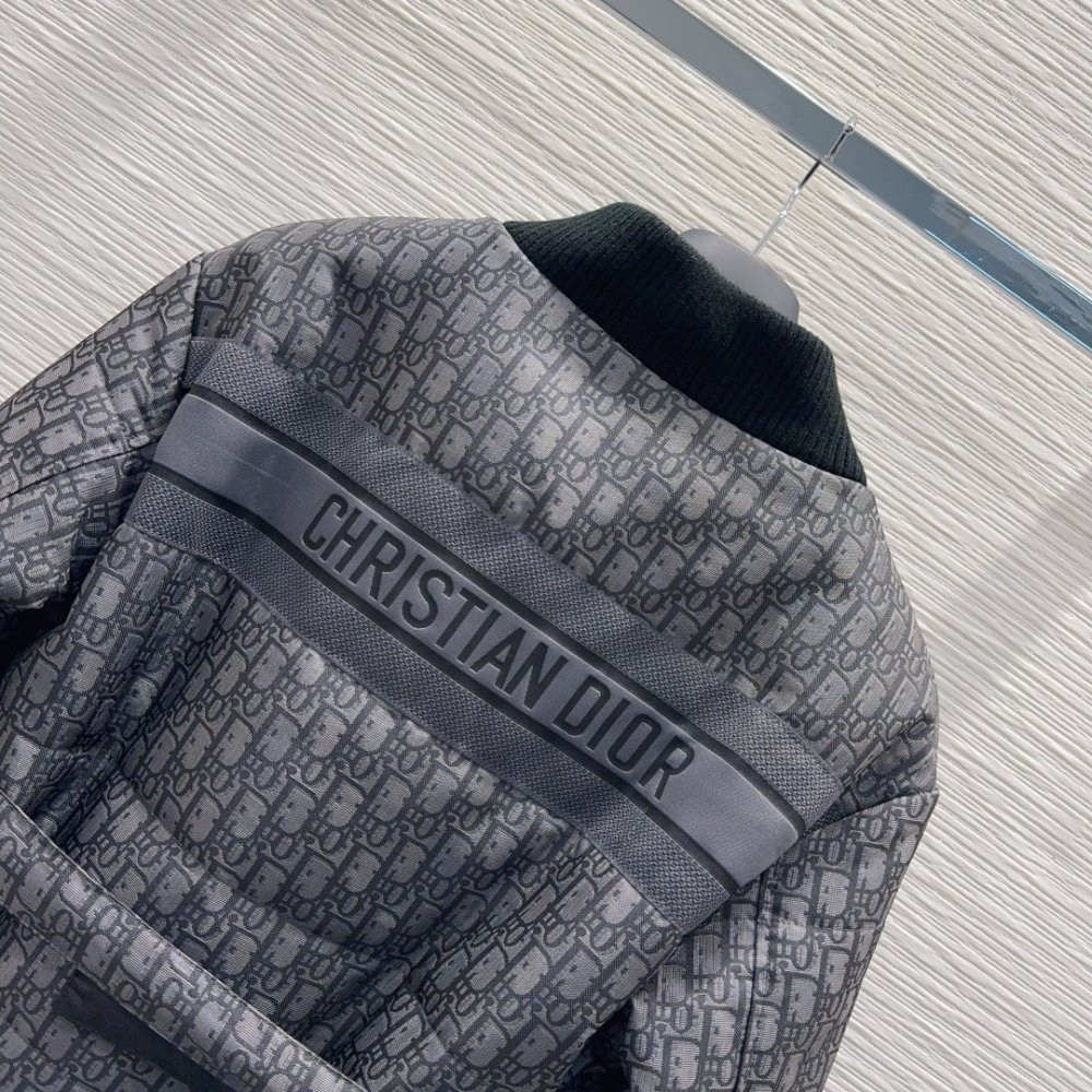 Куртка женская фото 8