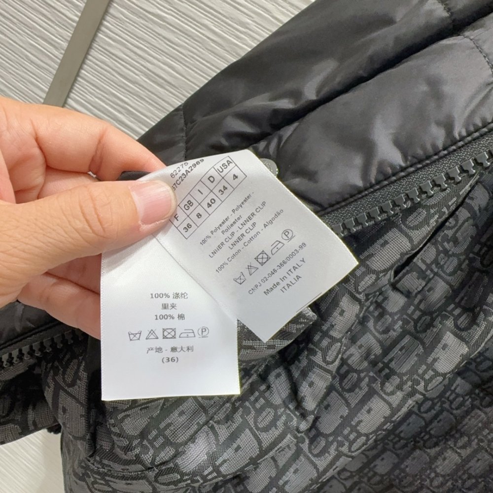 Куртка жіноча фото 8