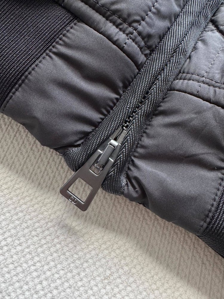 Куртка жіноча фото 8