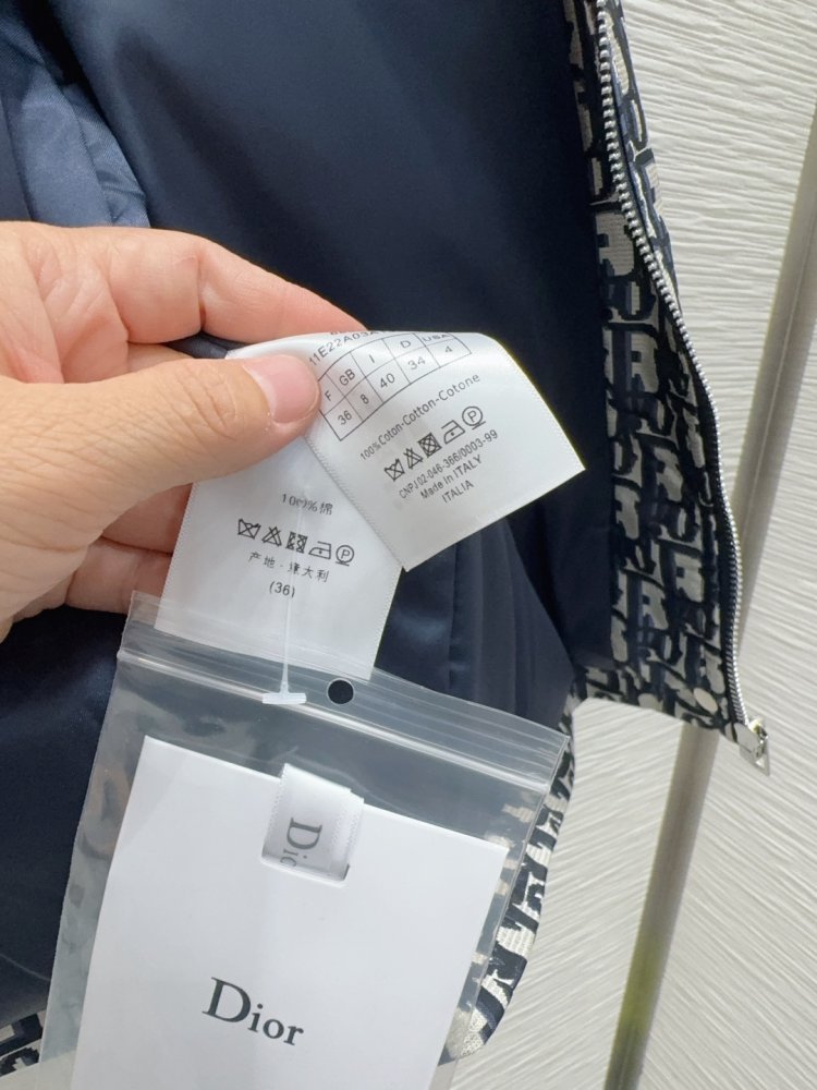 Куртка жіноча фото 8