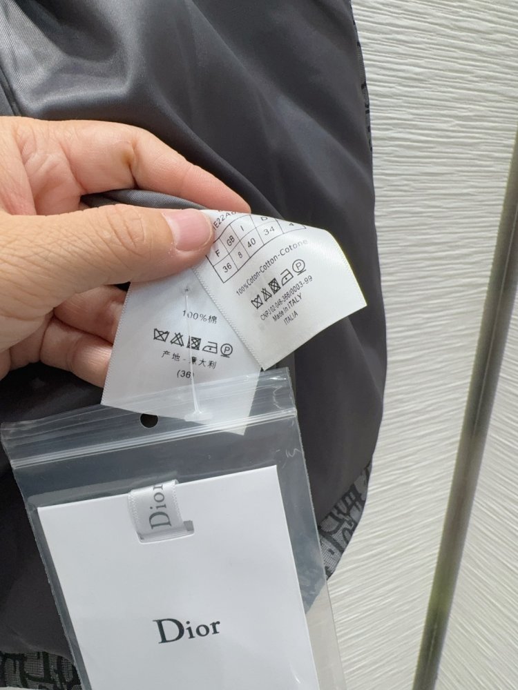 Куртка жіноча фото 8