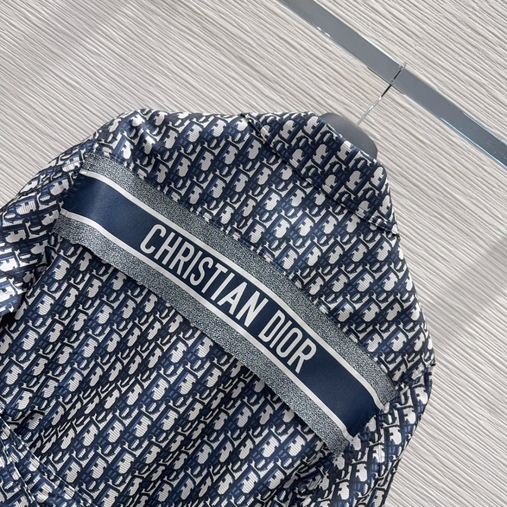 Куртка жіноча фото 8