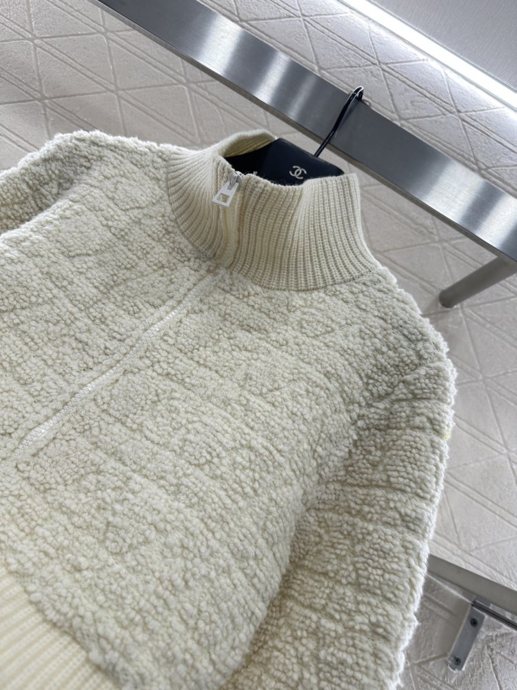 Куртка жіноча фото 8