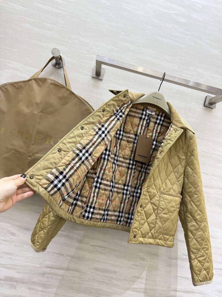 Куртка жіноча фото 8