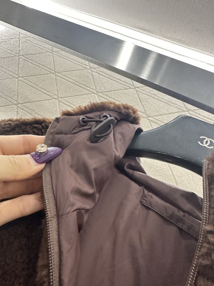 Куртка женская фото 8