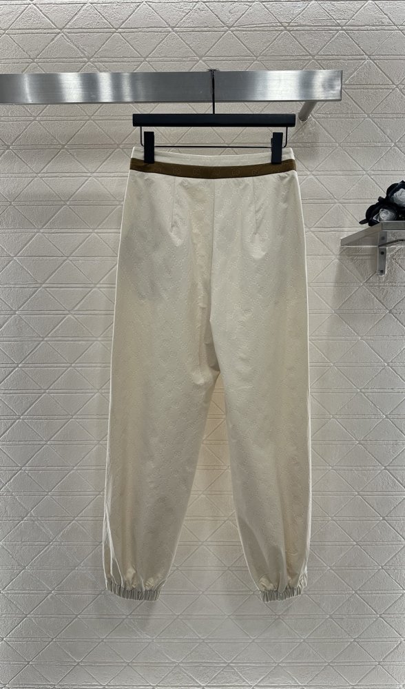 Куртка женская фото 9