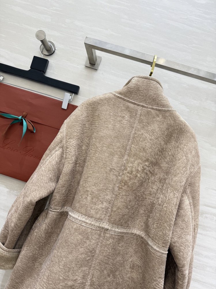 Куртка женская фото 9