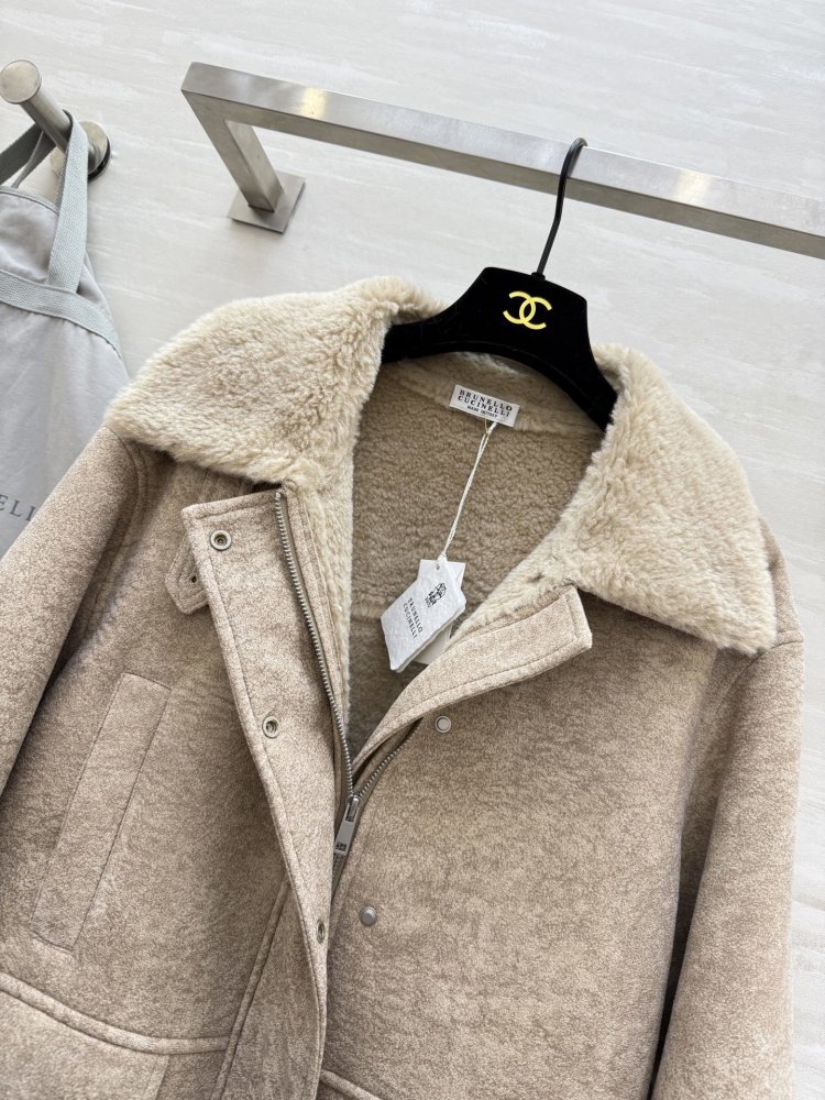 Куртка женская фото 9