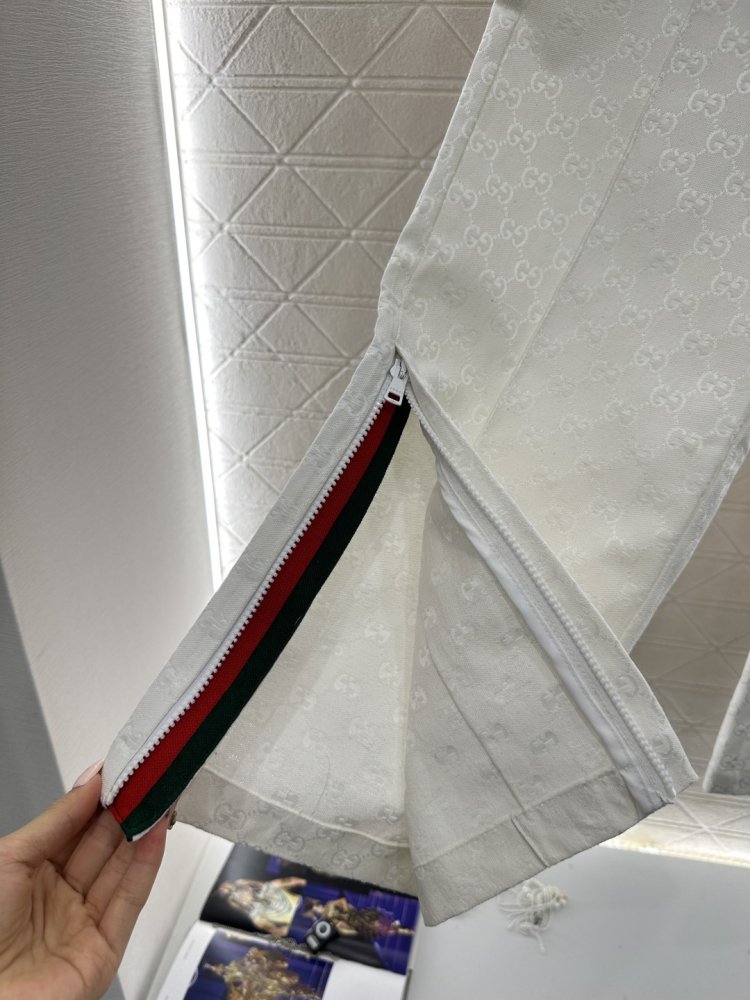 Куртка жіноча фото 9