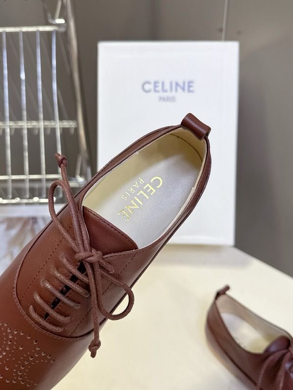 Кжаные туфлі на шнурівці жіночі фото 5