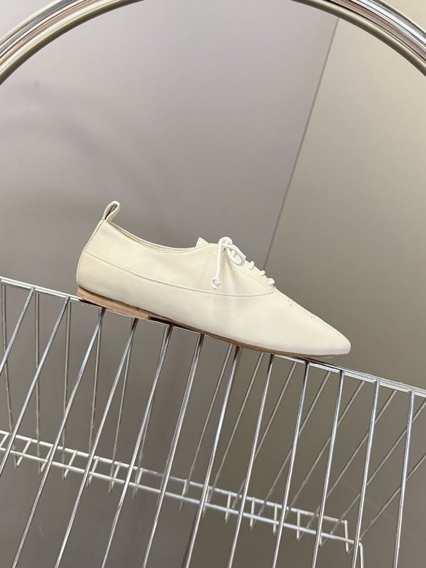 Кжаные туфли на шнуровке женские фото 5