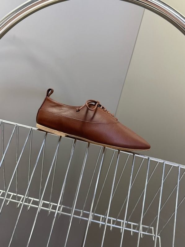 Кжаные туфлі на шнурівці жіночі фото 7