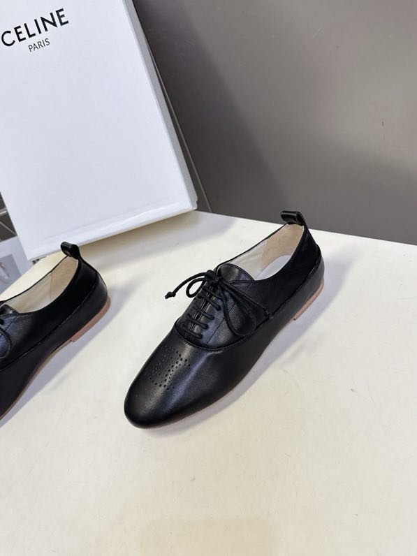 Кжаные туфли на шнуровке женские фото 7