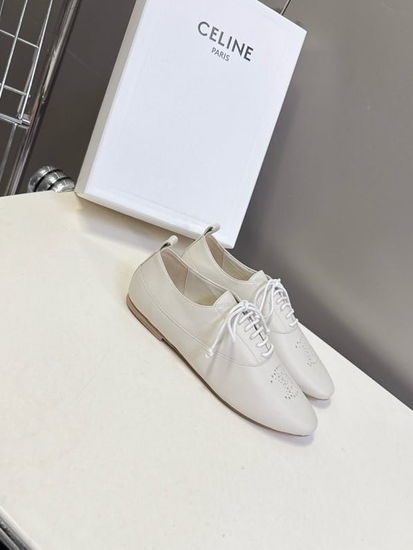 Кжаные туфли на шнуровке женские фото 7