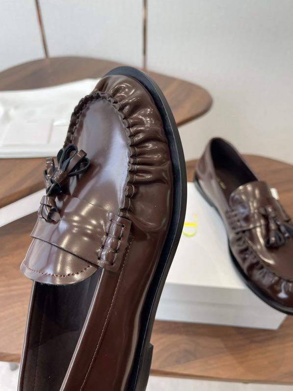 Лоферы кожаные с плиссировкой фото 3