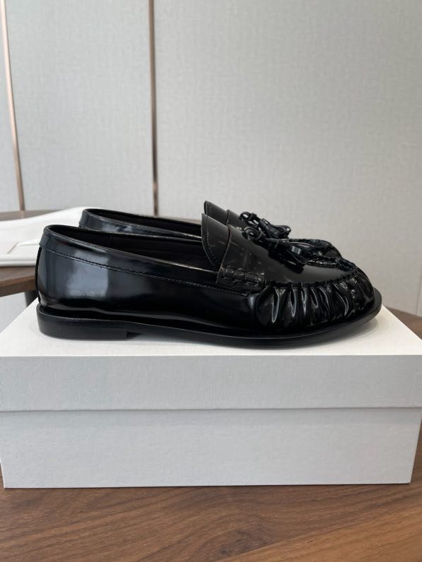 Лоферы кожаные с плиссировкой фото 8