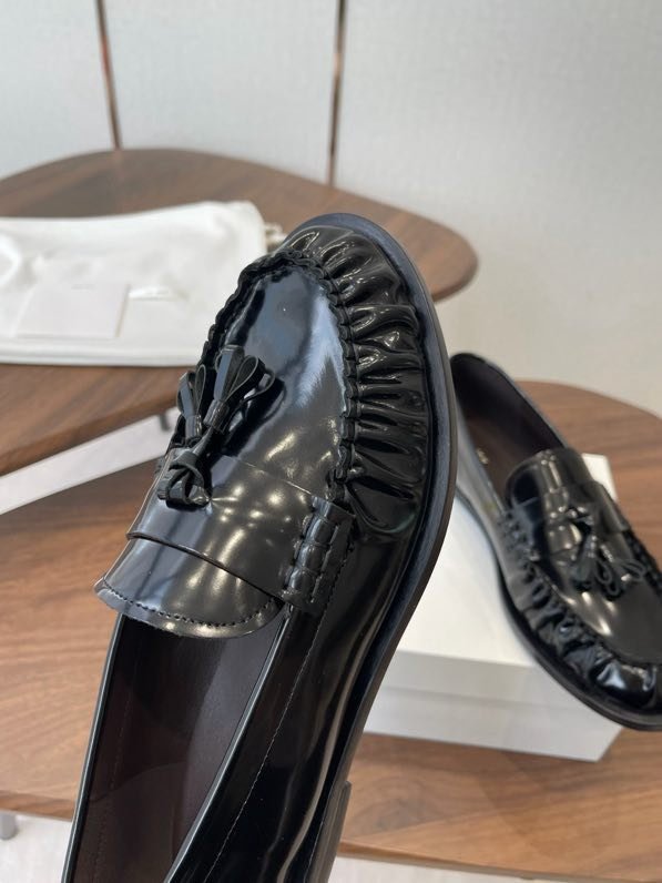 Лоферы кожаные с плиссировкой фото 9