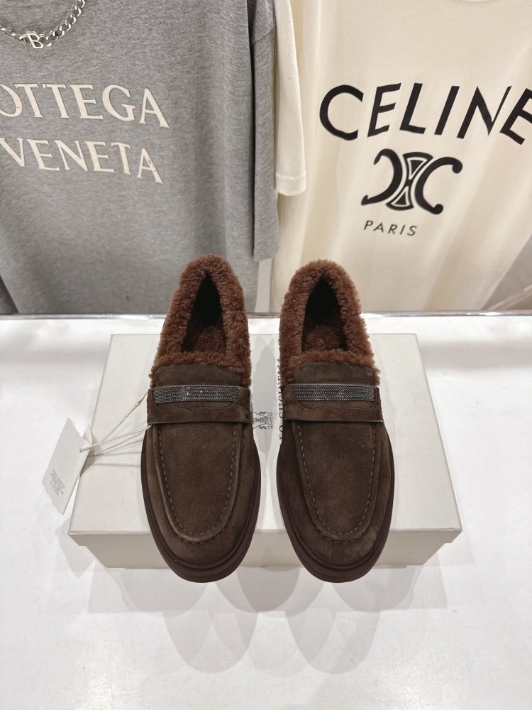 Лоферы шкіряні жіночі