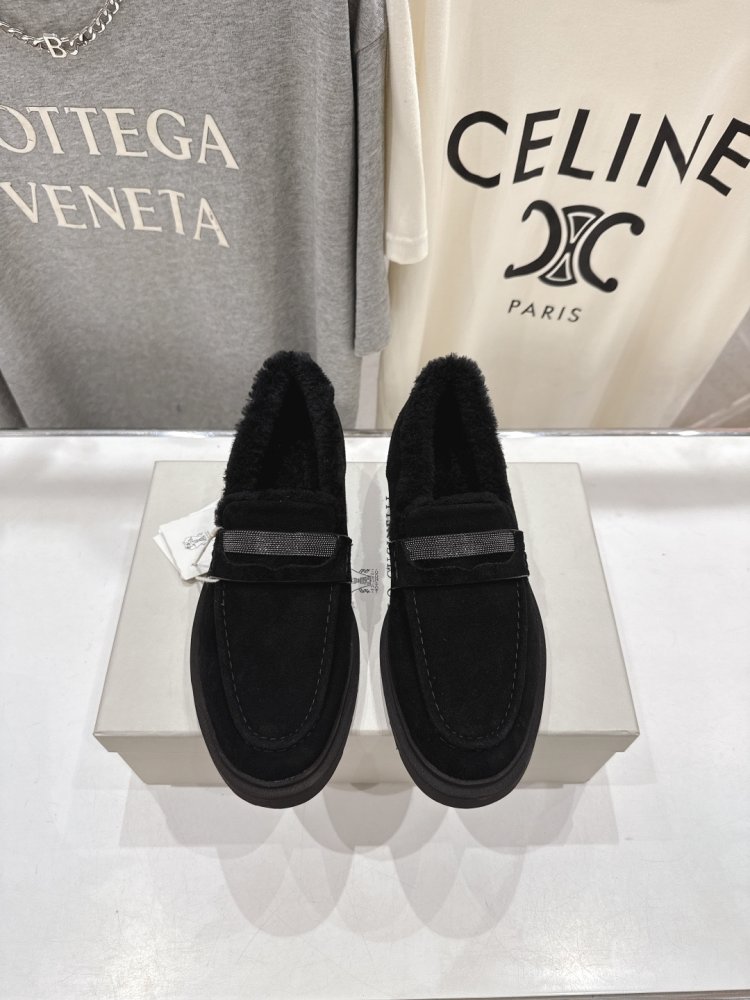 Лоферы шкіряні жіночі