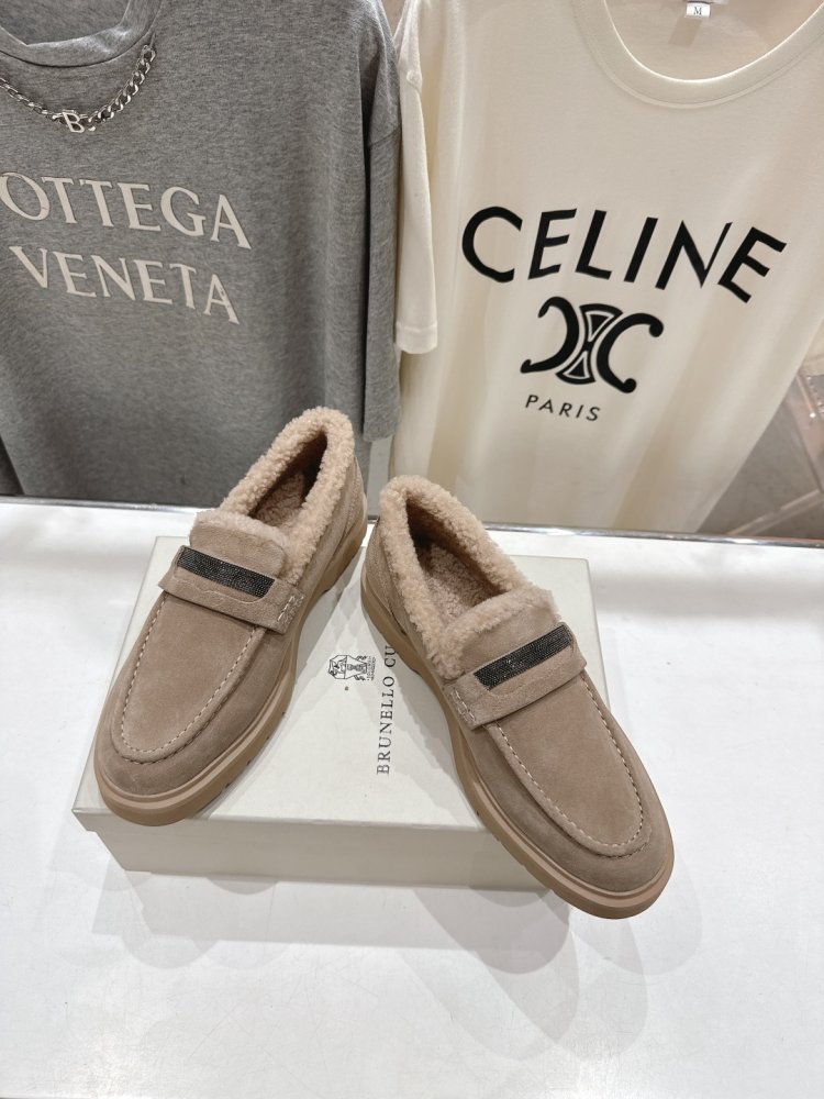 Лоферы шкіряні жіночі фото 2