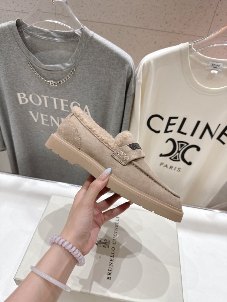 Лоферы шкіряні жіночі фото 5