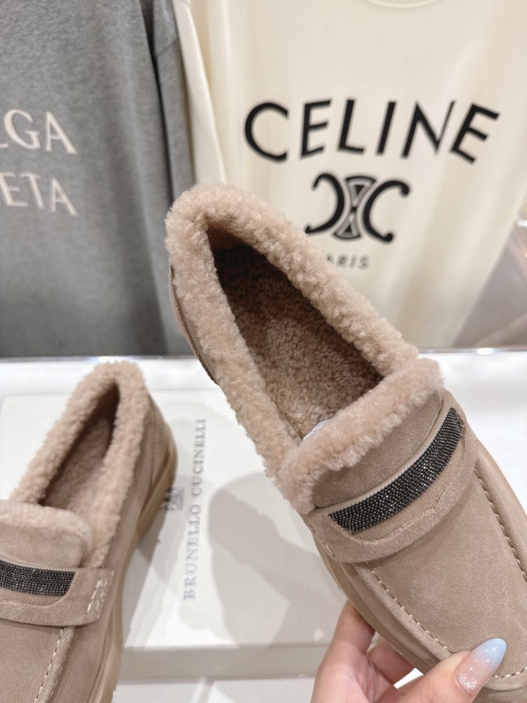 Лоферы шкіряні жіночі фото 6