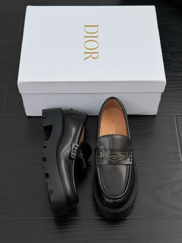 Лоферы шкіряні жіночі фото 6