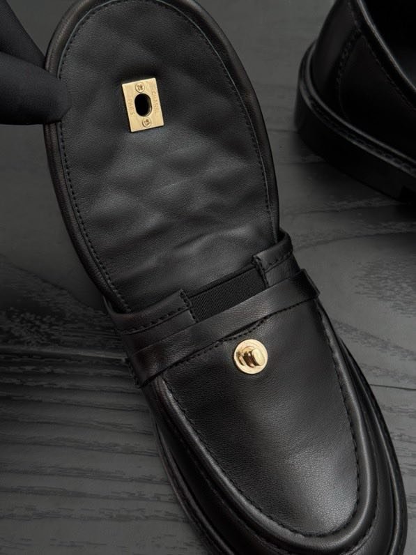 Лоферы шкіряні жіночі фото 9