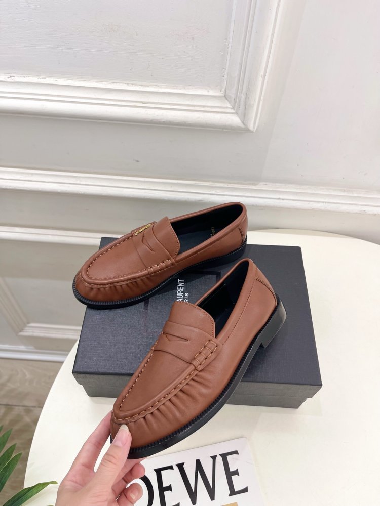 Лоферы LE LOAFER кожаные женские фото 3