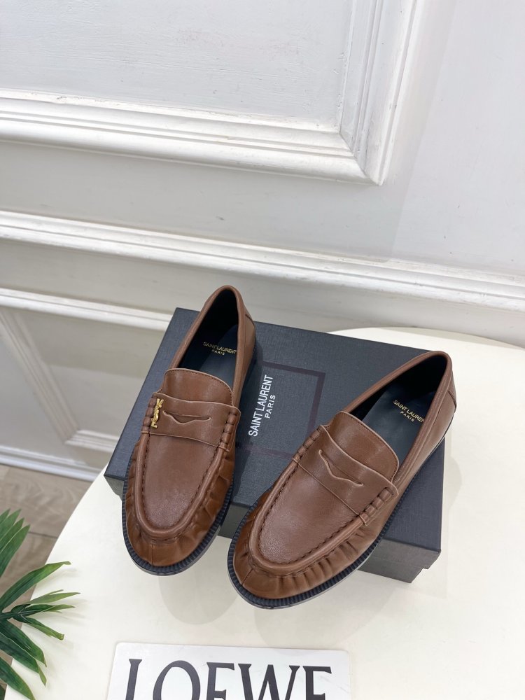 Лоферы LE LOAFER кожаные женские фото 5