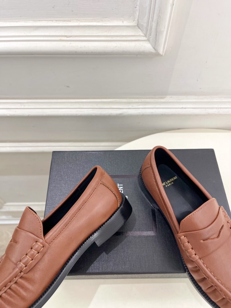 Лоферы LE LOAFER кожаные женские фото 7