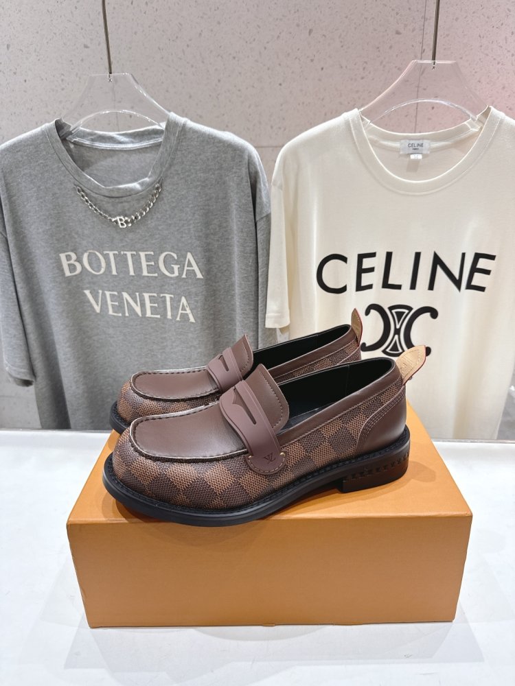 Лоферы LV Donkey женские фото 3