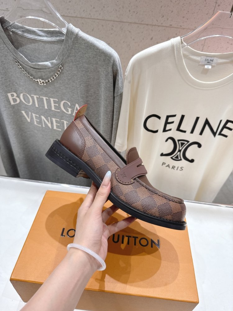 Лоферы LV Donkey женские фото 5