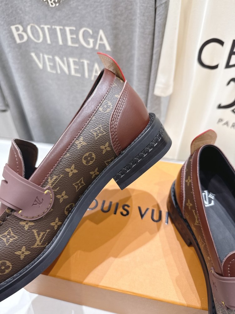 Лоферы LV Donkey женские фото 6