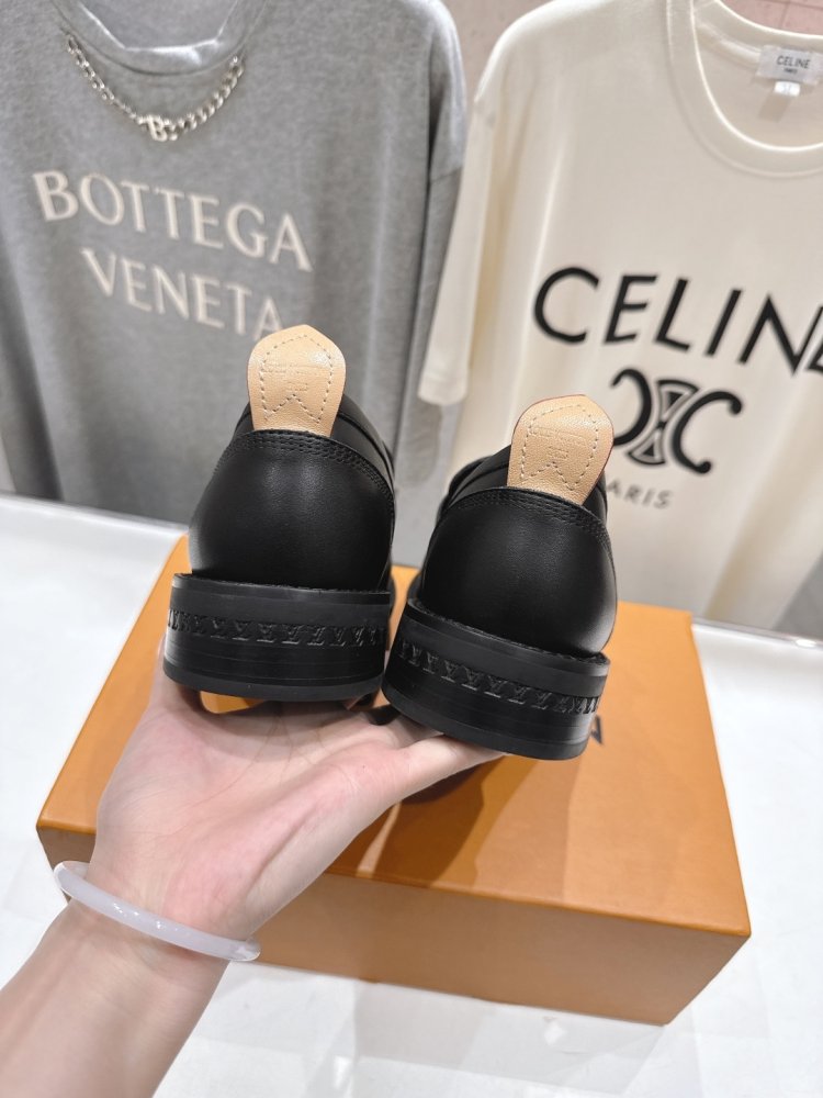 Лоферы LV Donkey женские фото 8