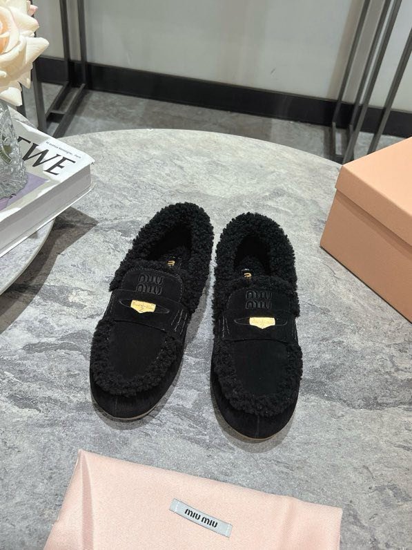 Лоферы хутряні жіночі фото 5