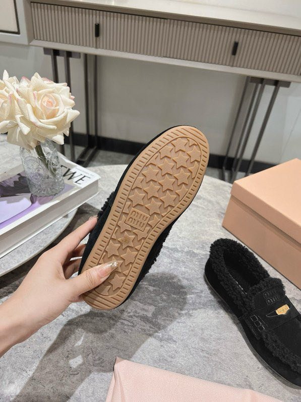 Лоферы хутряні жіночі фото 7