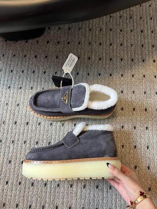 Лоферы on fur and high soled фото 2