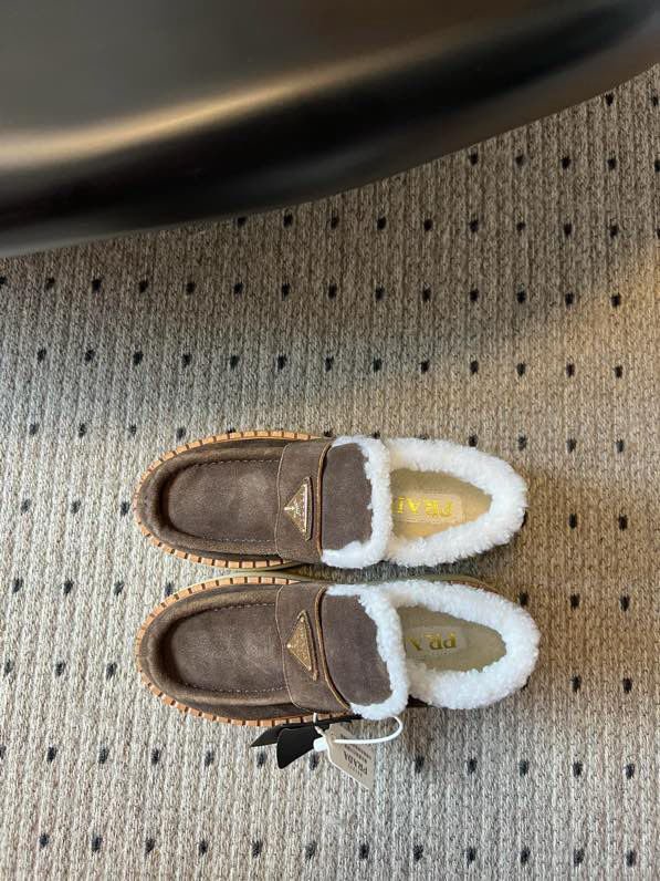 Лоферы на меху и высокой подошве фото 3