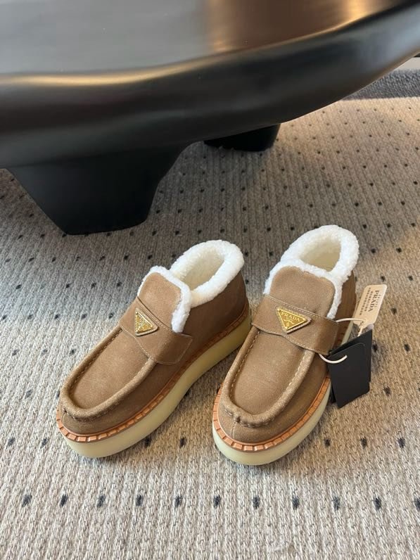 Лоферы on fur and high soled фото 4