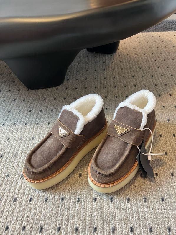 Лоферы на меху и высокой подошве фото 4