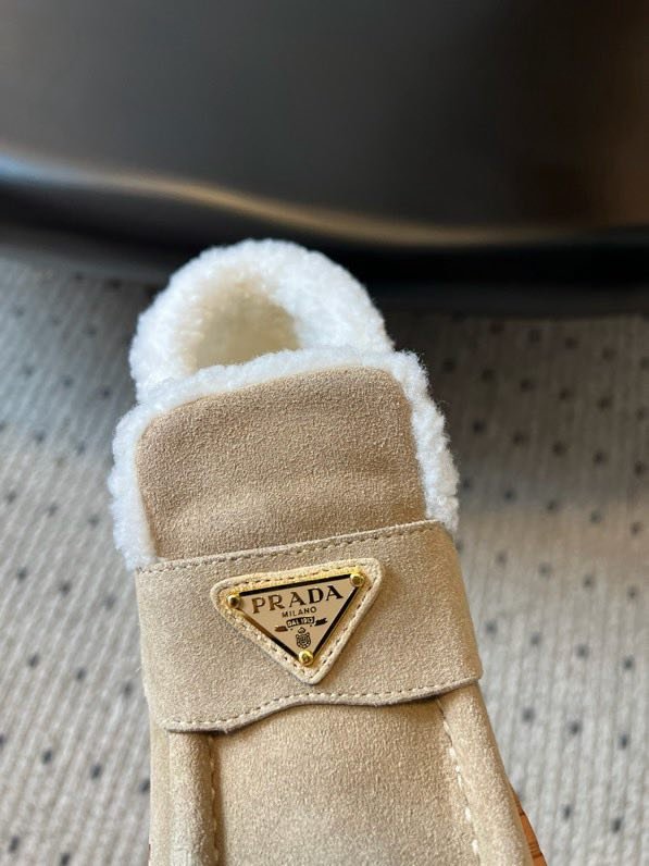 Лоферы на меху и высокой подошве фото 7