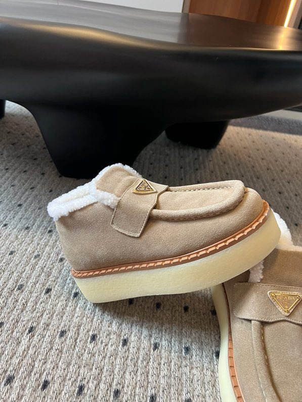 Лоферы на меху и высокой подошве фото 8