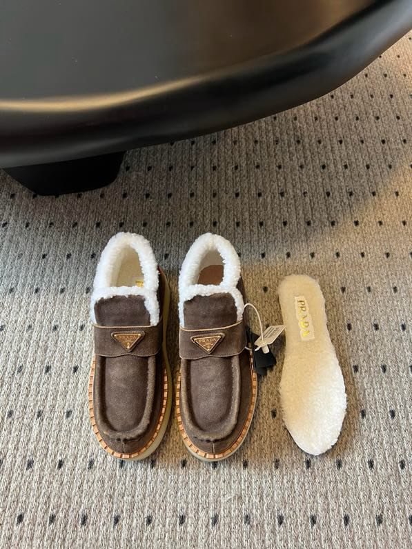 Лоферы на меху и высокой подошве фото 9