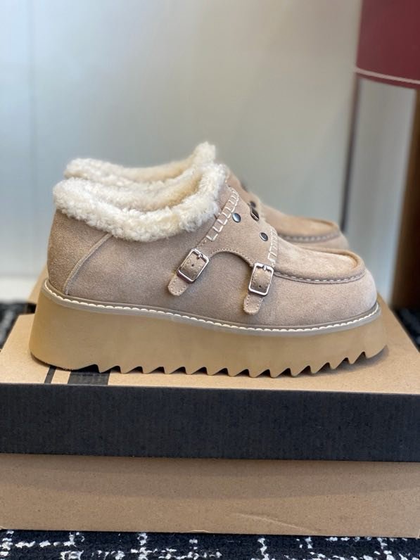 Лоферы on fur women's